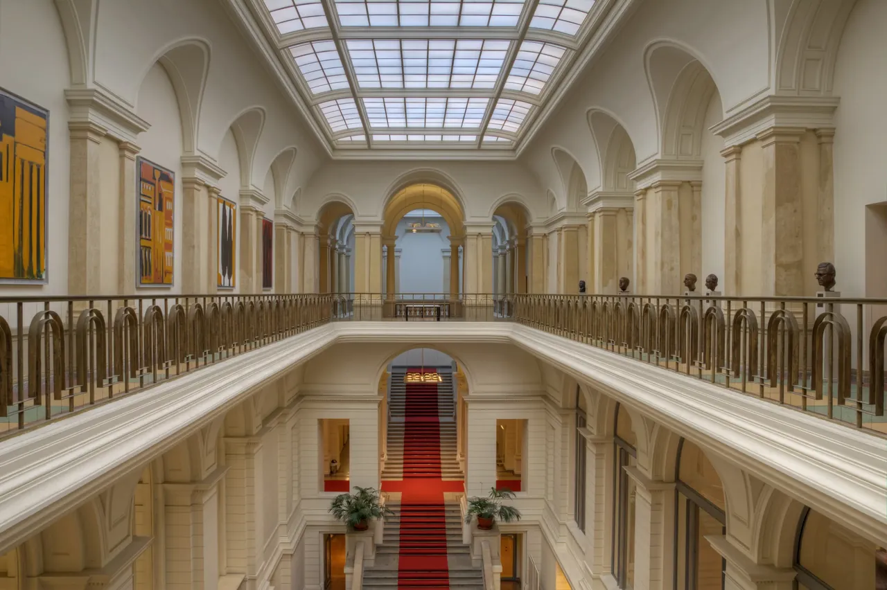 Plenarsaal des Abgeordnetenhauses von Berlin im ehemaligen Preußischen Landtag