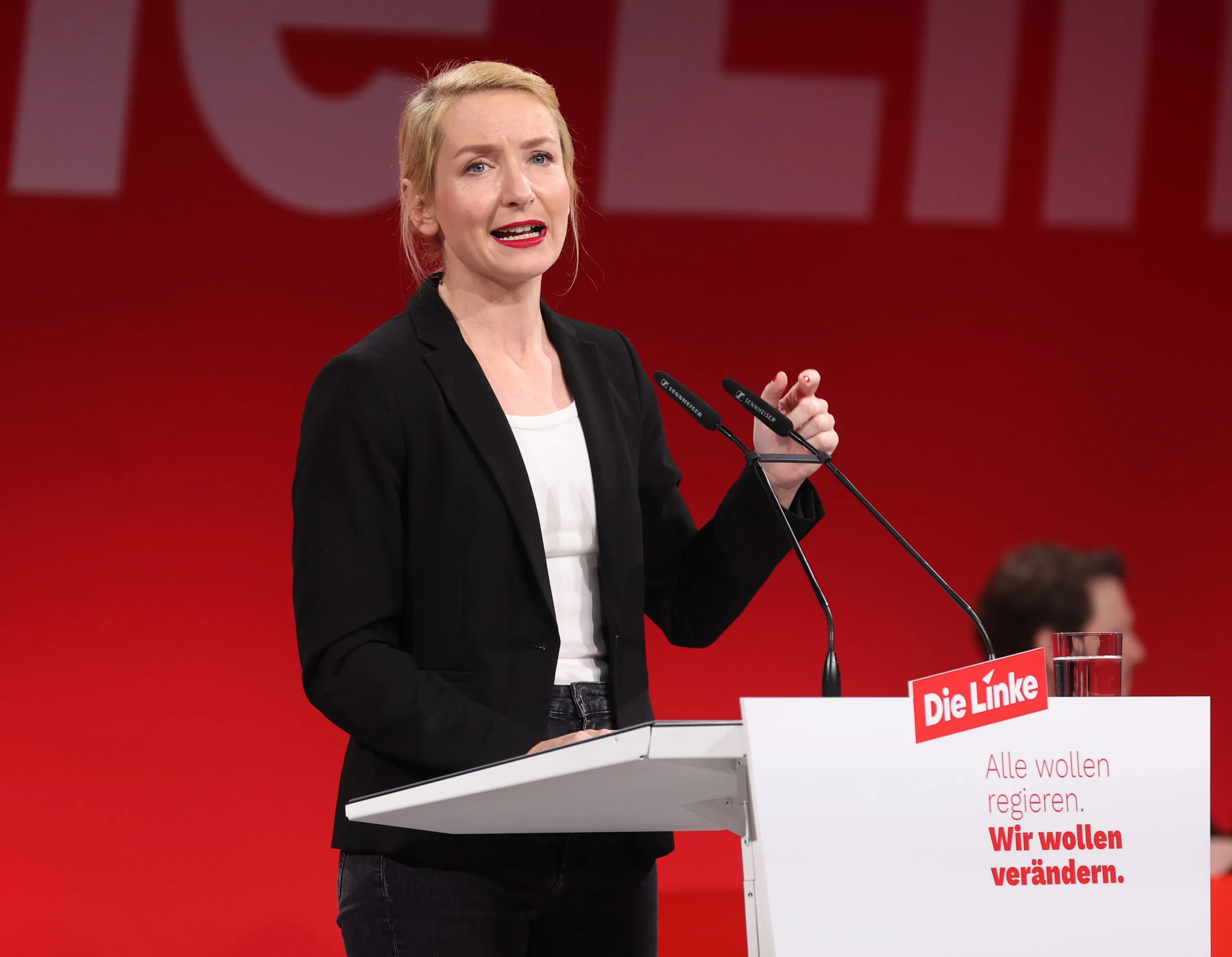 Ines Schwerdtner auf dem Bundesparteitag der Linken im Januar 2025